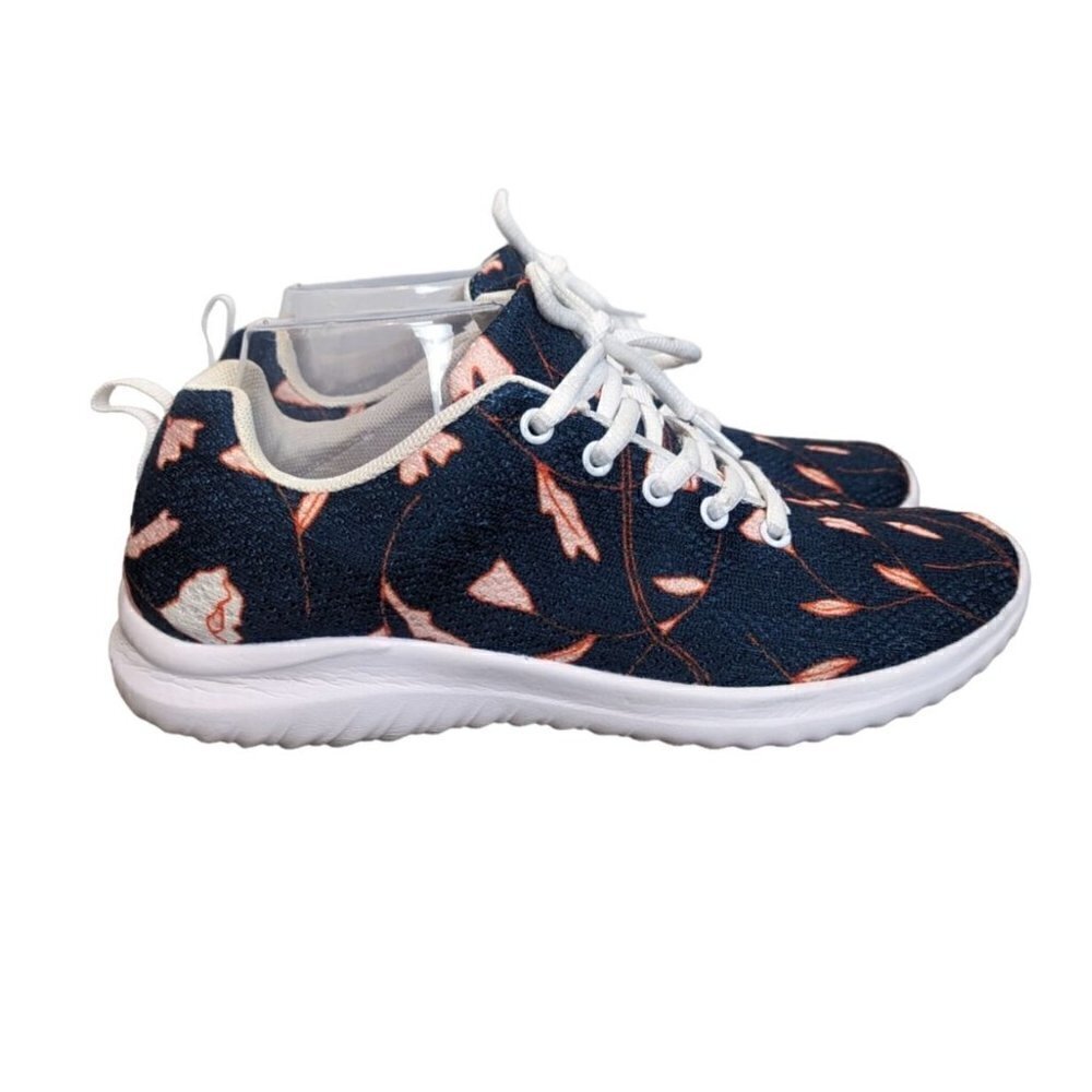 Modcloth Flats Familiaryet Different Running In Fields Sneaker Blue Floral 7.5